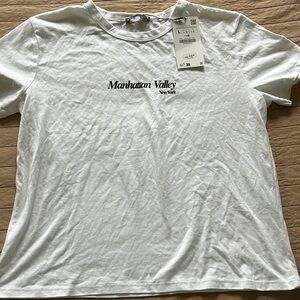 Juniors white T-shirt